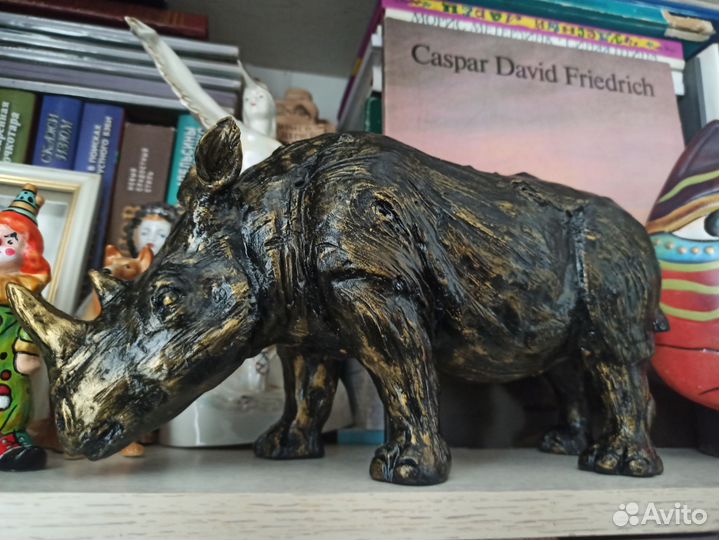 Статуэтка Носорог