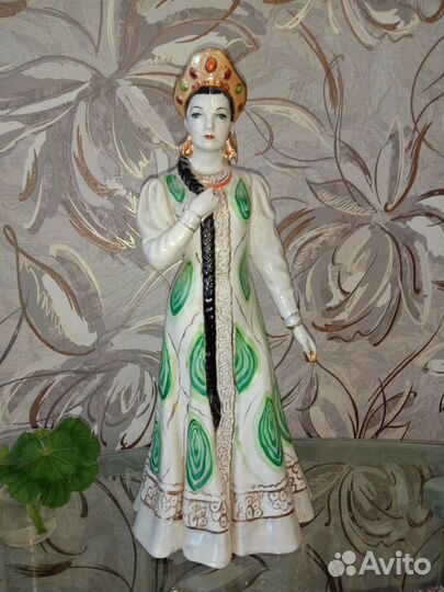 Статуетка хозяйка медной горы