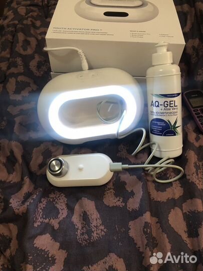 Косметологический аппарат RF лифтинга и EMS