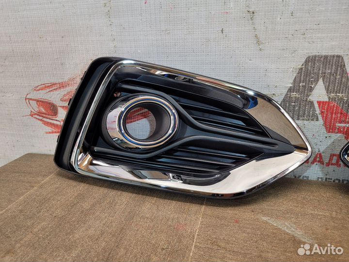 Накладка птф левая правая Hyundai Solaris 2017-20