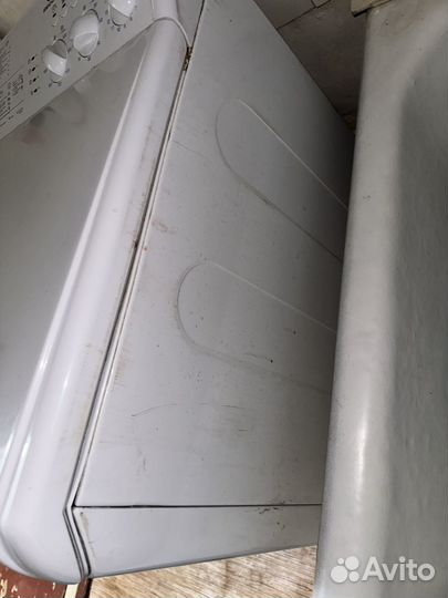 Стиральная машина с вертикальной загрузкой