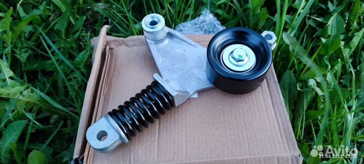 Натяжитель ремня Toyota Camry V40