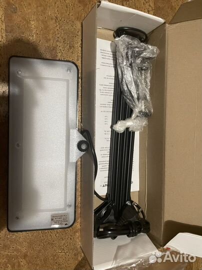 Светильник настольный светодиодный