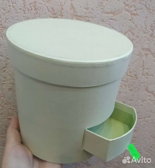 Подарочные коробка цилиндр