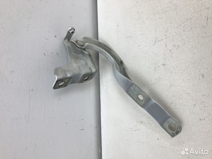 Петля капота правая Kia Rio 4