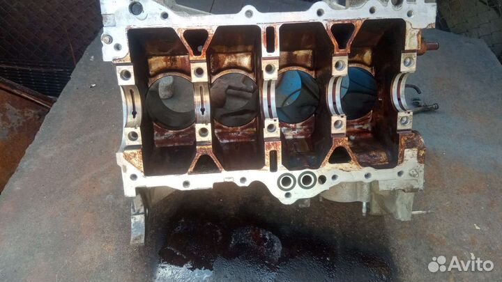 Блок двигатель 1NZ