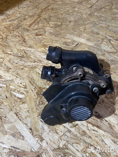 Водяной насос Термостат VW Passat B6 B7 CC 06-15