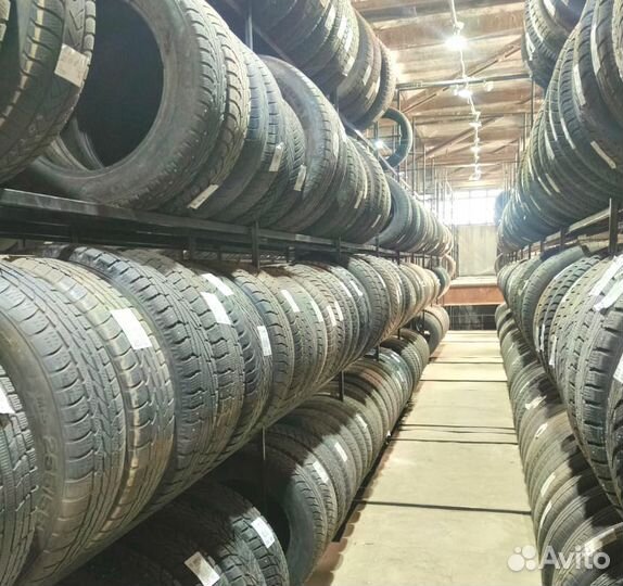Nankang ESSN-1 Corsafa 235/40 R18 95W