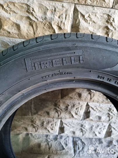 Pirelli Cinturato P7 215/65 R17
