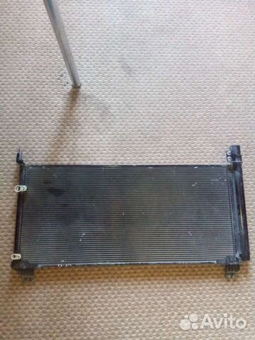 Радиатор на Лексус гибрид 2020г
