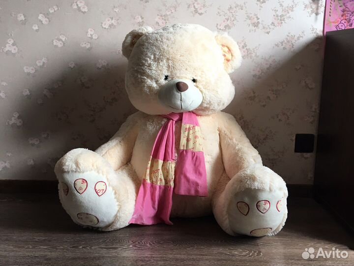 Плюшевый медведь
