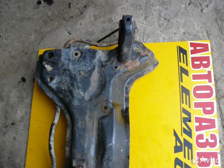 Подрамник для Peugeot 206 2001г