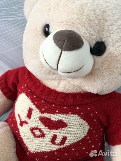Плюшевый медведь