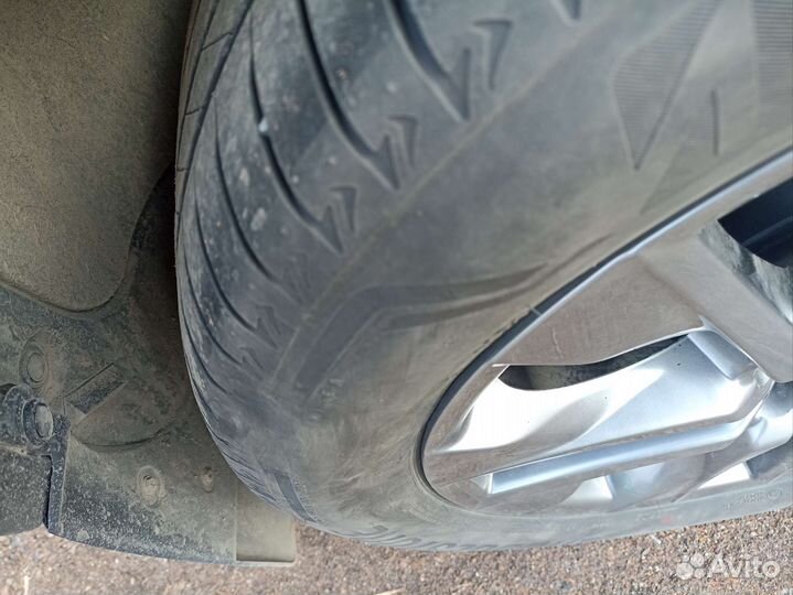 Bridgestone Alenza 001 235/55 R19 101V