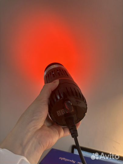 Видеосвет RGB YM 80 на штативе 2 метра