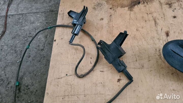 Фароомыватель правый Nissan Qashqai j10 2012