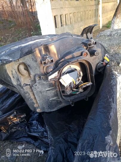 Продаётся фара на Ford Focus