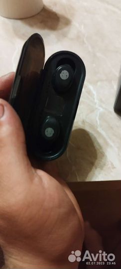 Без проводные наушники