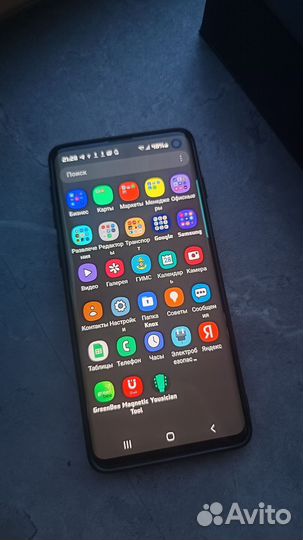 Samsung Galaxy S10, 8/128 ГБ