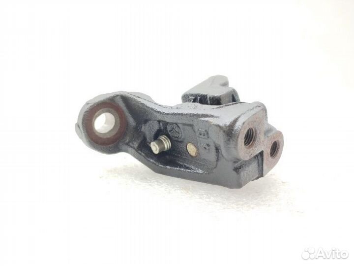 Кронштейн двигателя Mazda 3