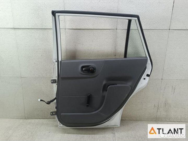 Дверь задний правый nissan AD