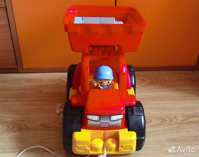 Машинка-каталка