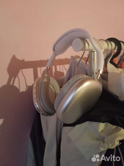 Беспроводные наушники y2k