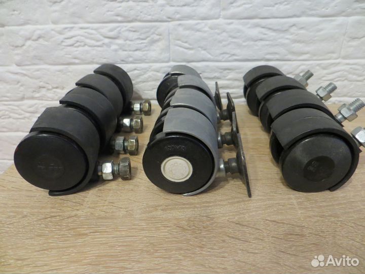 Фурнитура мебельная,оконная (нов и бу),шпингалеты