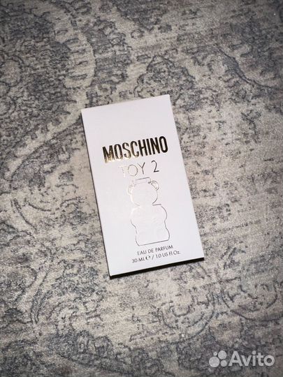 Парфюм Moschino Toy 2 белый