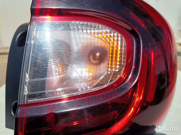 Фонарь наружный задний правый Renault Kaptur