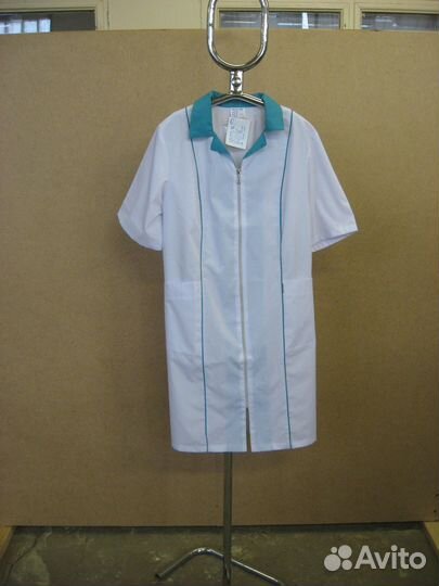 Медицинские костюмы и халаты