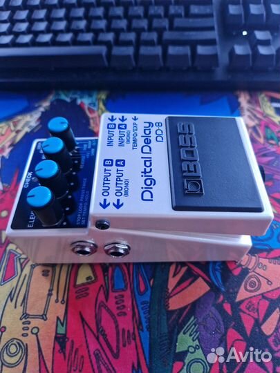 Гитарная педаль дилей Boss DD8