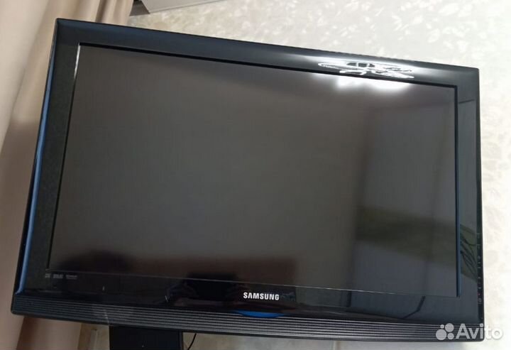 Телевизор samsung