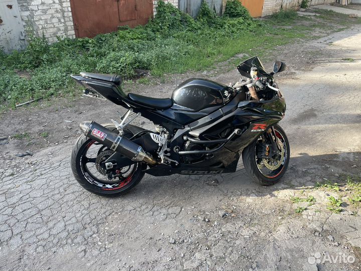 Suzuki GSX 1000 r