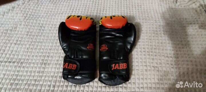 Боксерские перчатки jabb