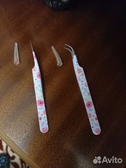 Пинцет для ресниц