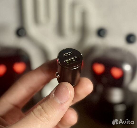 Разветвитель прикуривателя USB и USB-C в машину