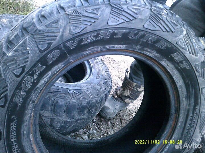 Kumho Road Venture M/T KL71 265/70 R17