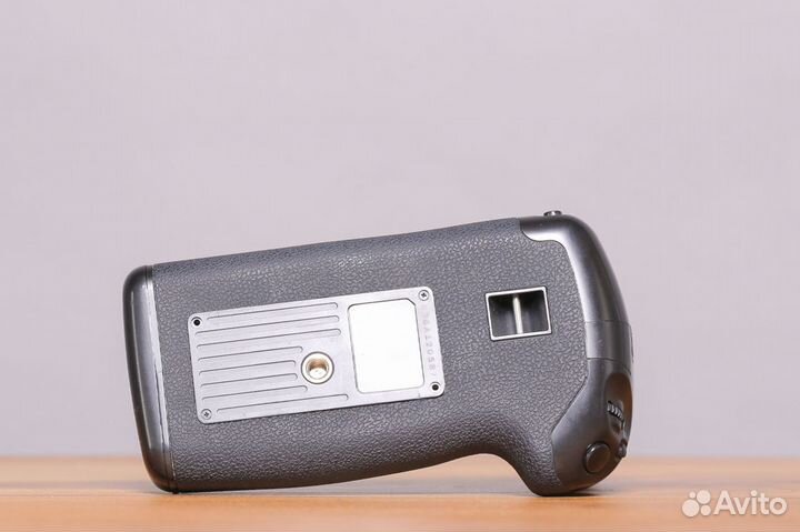 Батарейный блок для Canon 5D Mark III