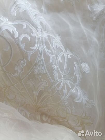 Тюль золотистая