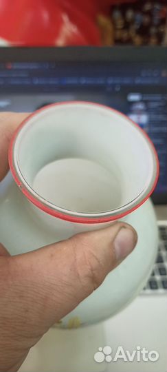 Ваза молочное стекло