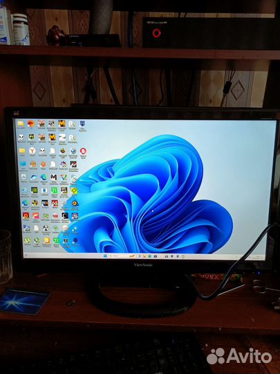 Монитор ViewSonic 24