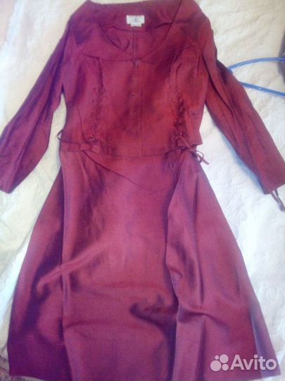 Костюм с юбкой на 44-46р, натур. шелк