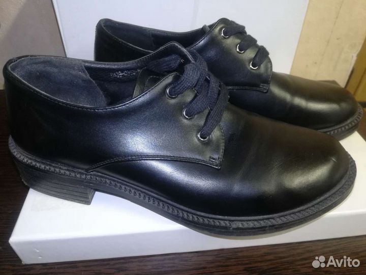 Ботинки женские 37 размер