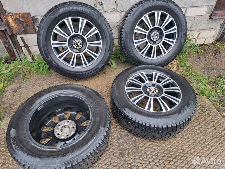 Hankook Winter I'Pike RS2 W429 215/65 R16