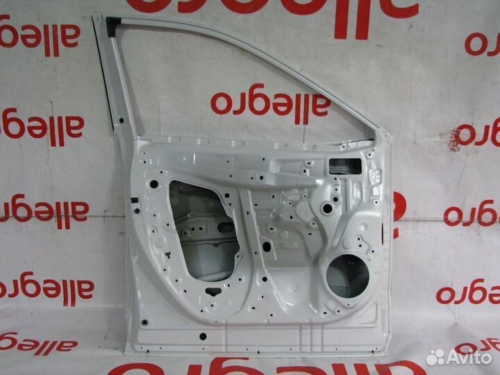 Toyota Rav 4 дверь передняя левая 2018+