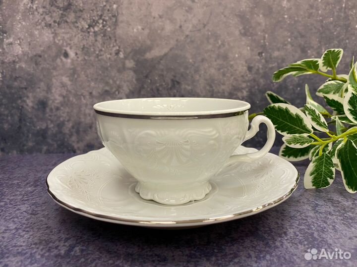 Чашка с блюдцем классика 
