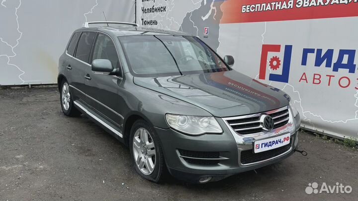 Кронштейн кпп Volkswagen Touareg (GP) 7L0399225C