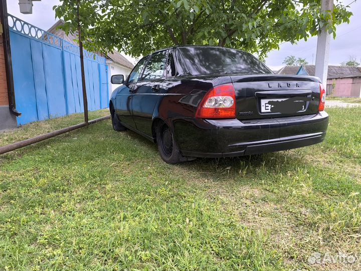 Кузов Priora целиком