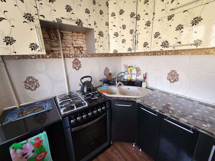 2-к. квартира, 50 м², 5/5 эт.